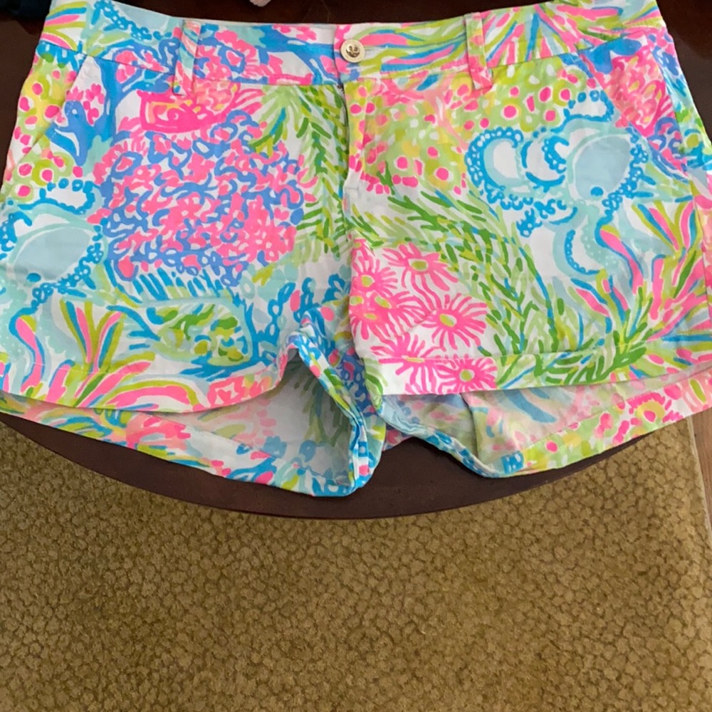 Lilly Pulitzer Callahan shorts.